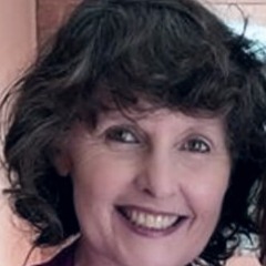 Carolyn profile picture