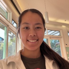 Lucinda profile picture