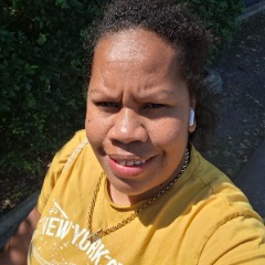 Reina profile picture