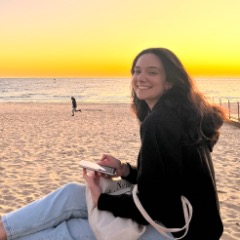 Rebeca profile picture