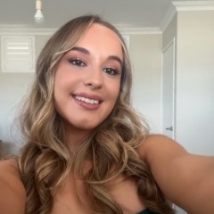 Sophie profile picture