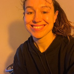 Julia profile picture