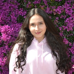 Laura profile picture