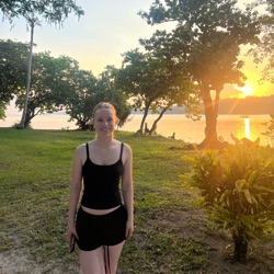 ella profile picture