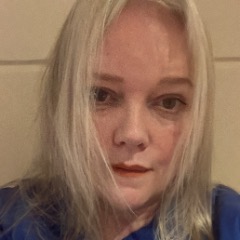 Estelle profile picture