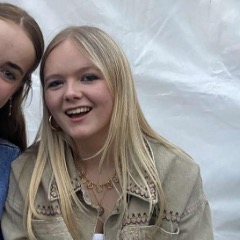 Lucy profile picture