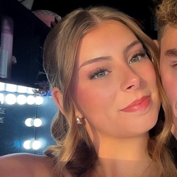 charlize profile picture