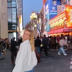 Ella profile picture