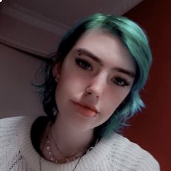 Chloe profile picture
