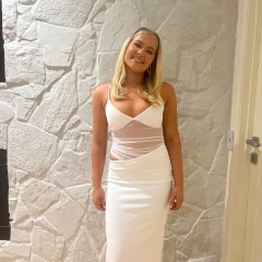 Ella profile picture