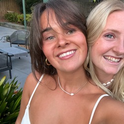 Sophie profile picture