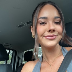 Chloe profile picture