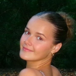 Isabelle profile picture