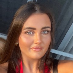 Summer profile picture