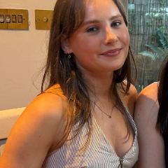 Lucy profile picture