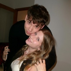 Mònica profile picture