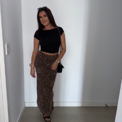 Ellie profile picture