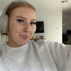 Phoenix profile picture