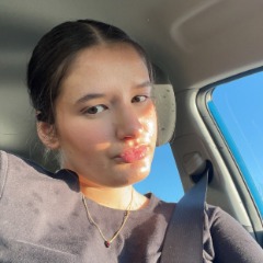 Emily profile picture