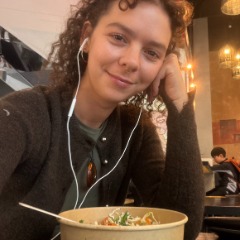 Taylor profile picture
