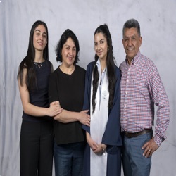 Niloufar profile picture