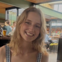 Emily profile picture