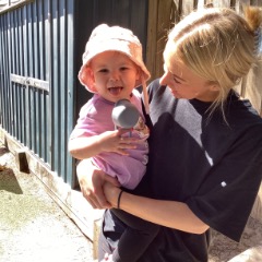 Carly profile picture