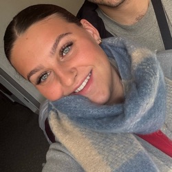 Charlotte profile picture