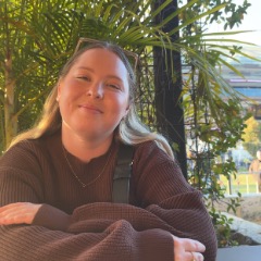 Phoenix profile picture