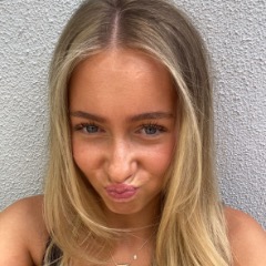 Helena profile picture