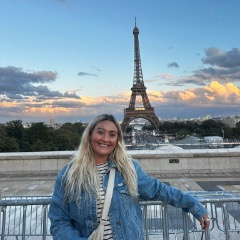 Emily profile picture