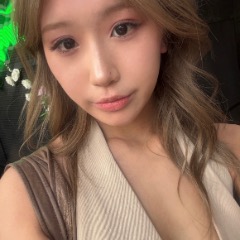 Krystal profile picture