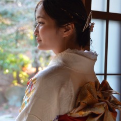 babysitter near me Miku