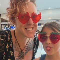 sara profile picture