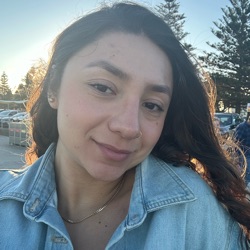 Laura profile picture