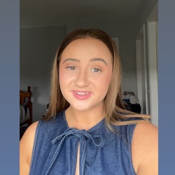 find a babysitter Lauren