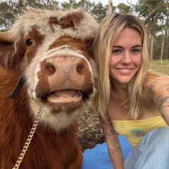 Emily profile picture