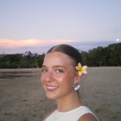 Emily profile picture