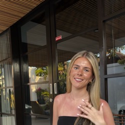 Sophie profile picture