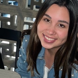 Laura profile picture