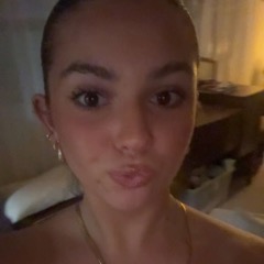 sophia profile picture