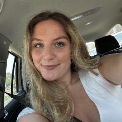 Leah profile picture