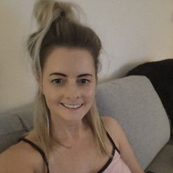 Mary profile picture