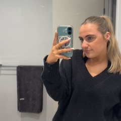 bella profile picture