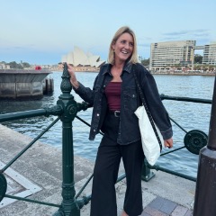 Emilie profile picture