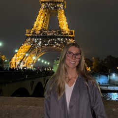 Laura profile picture