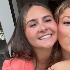 Mia profile picture