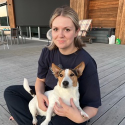 Sarah profile picture