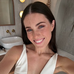 Elly profile picture