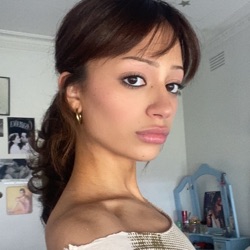 Mia-Rose profile picture